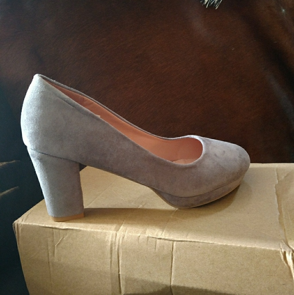 Women's shoes